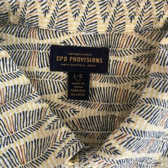 CPO Provisions Short Sleeve Button Up Size Large - Picture 4 of 5